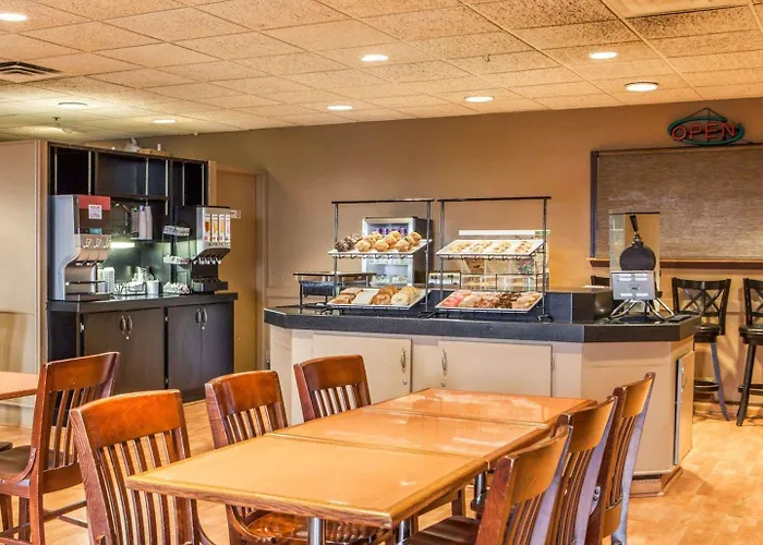 Quality & - Chicago Hotel 3*