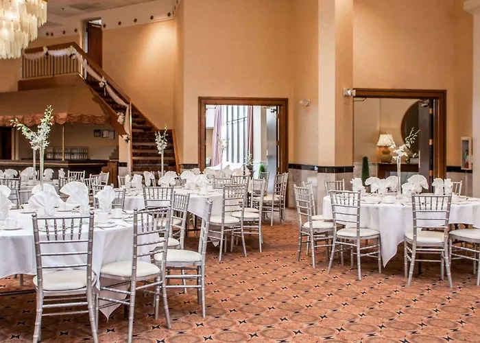 Quality & - Chicago Hotel
