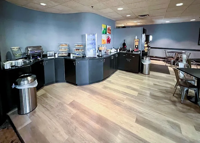 Quality & - Chicago 3* Orland Park