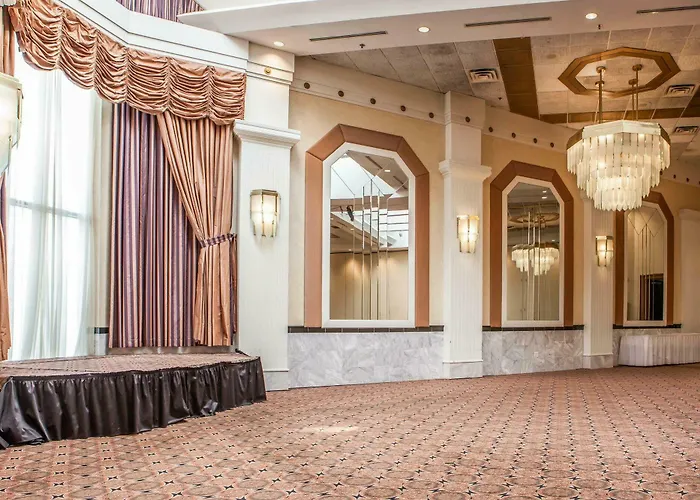 Quality & - Chicago Hotel